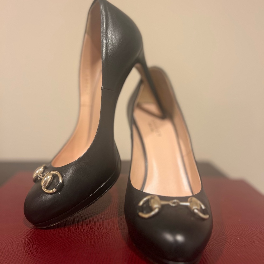Gucci Black High Heel Pumps with Silver Embellishment